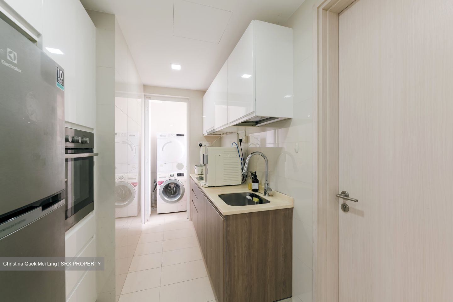 The Amore (D19), Condominium #568180631